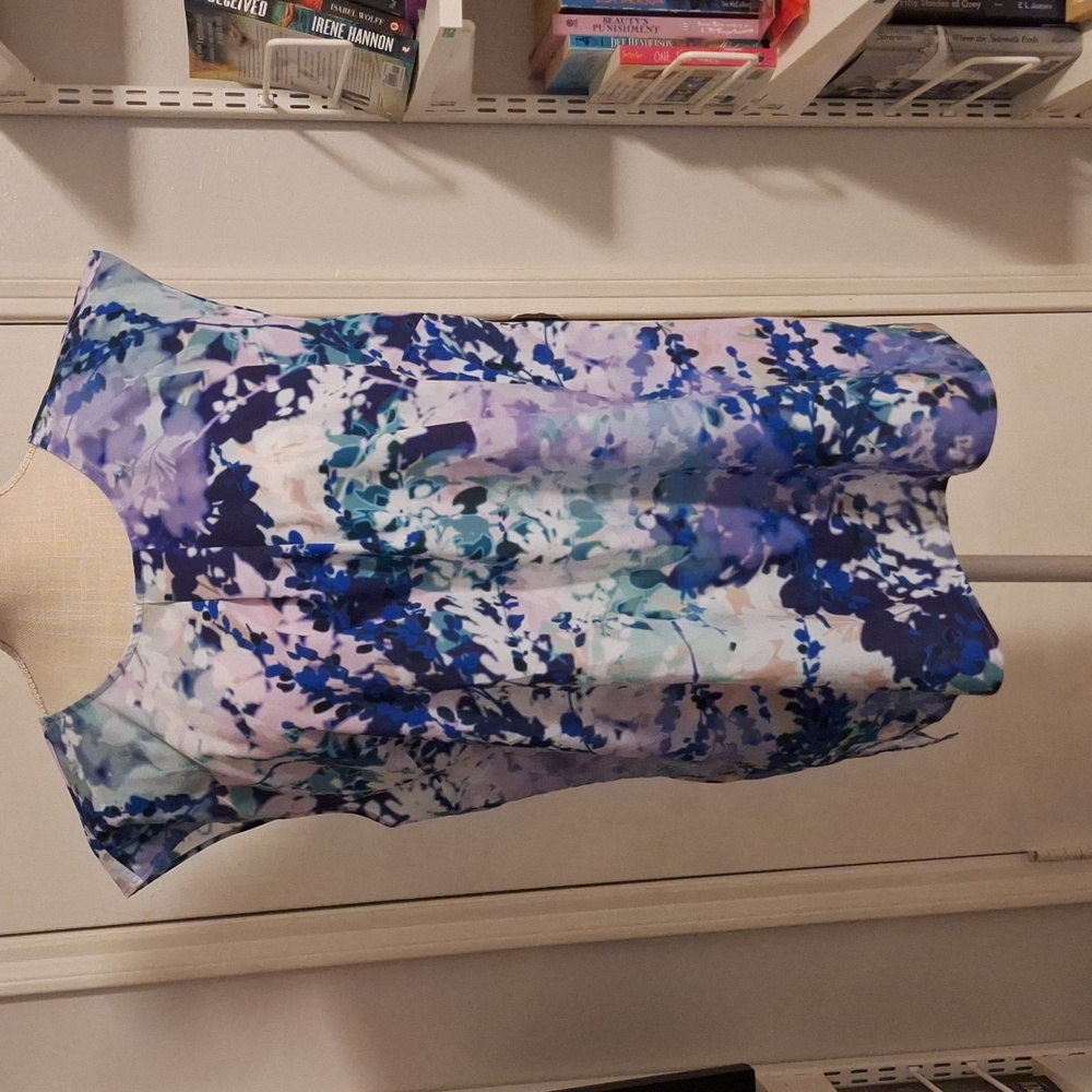 Sleeveless Watercolor Blouse